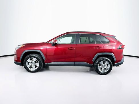 Used 2022 Toyota RAV4 XLE w/ Convenience Package image 6