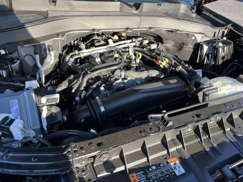 Used 2026 Ford Explorer Active image 29