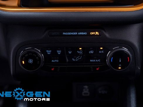 Used 2023 Ford Bronco Sport Badlands image 15