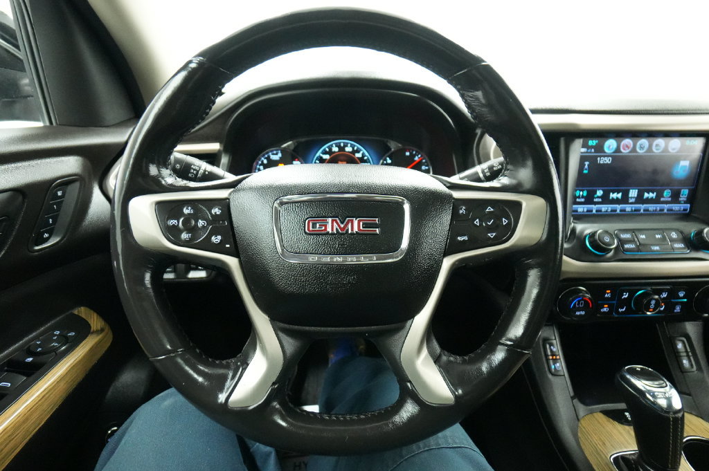 Used 2019 GMC Acadia Denali w/ Technology Package AWD/4WD image 45