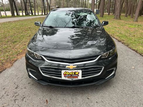 Used 2016 Chevrolet Malibu LT image 3