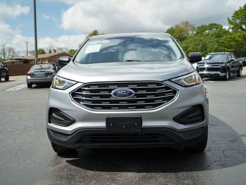 Used 2020 Ford Edge SE image 9