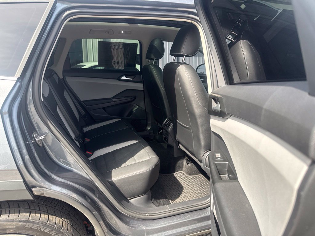 Used 2022 Volkswagen Taos SEL AWD/4WD image 19