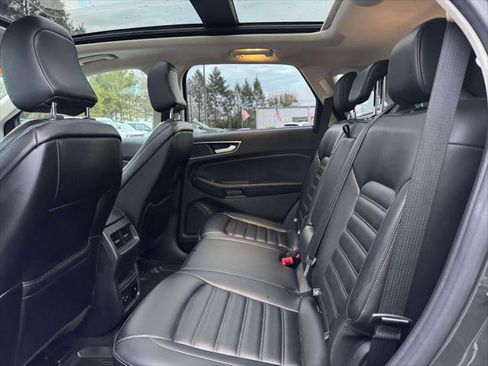 Used 2022 Ford Edge SEL w/ Convenience Package AWD/4WD image 11