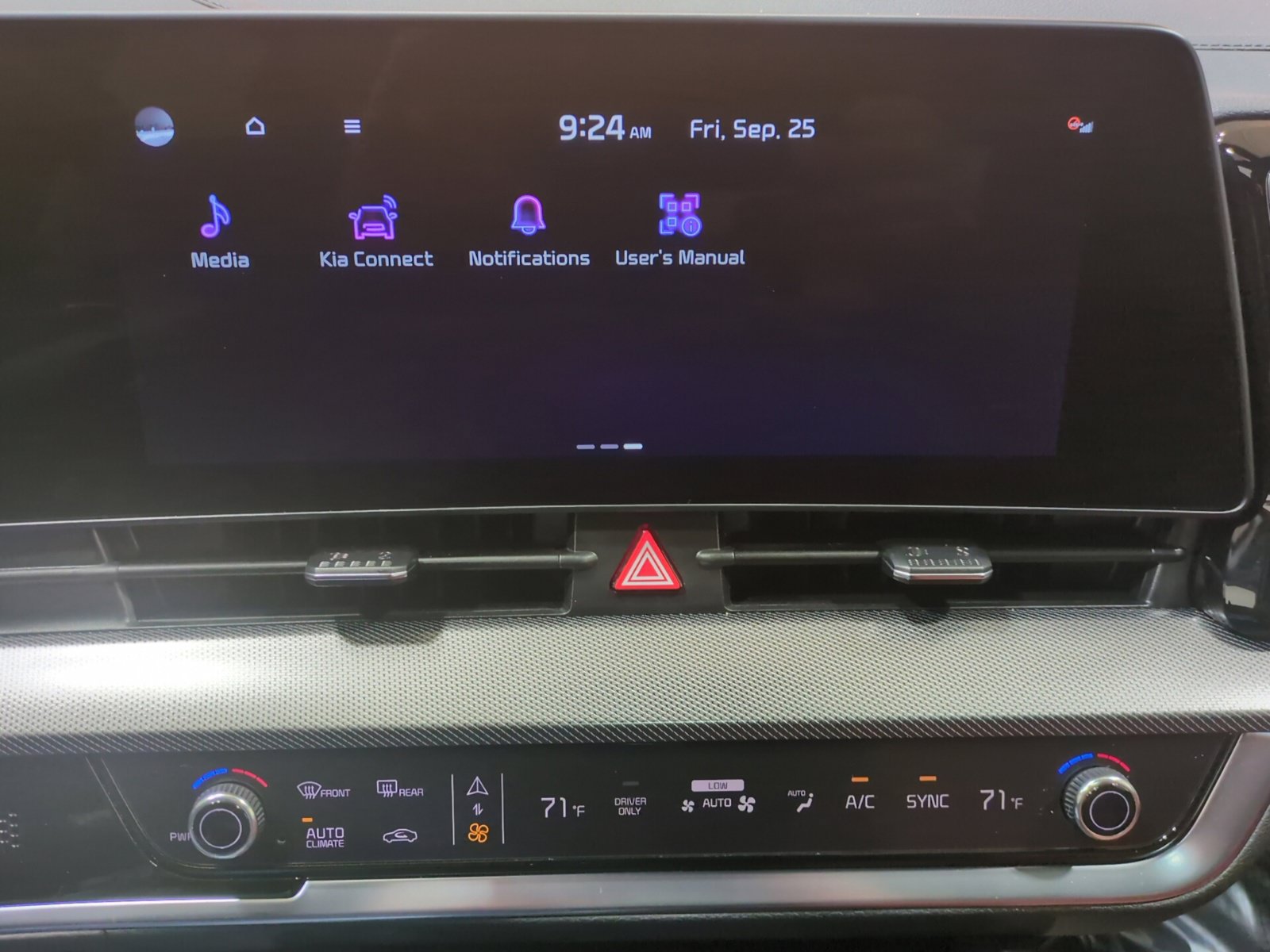 Certified 2025 Kia Sportage SX Prestige AWD/4WD image 27