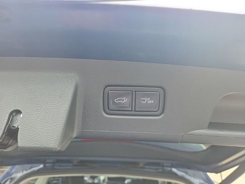 Used 2025 Kia Telluride S image 17