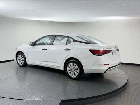 Used 2025 Nissan Sentra S FWD image 6