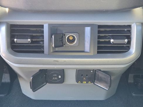 Used 2022 Ford F150 XLT w/ Equipment Group 302A High image 18