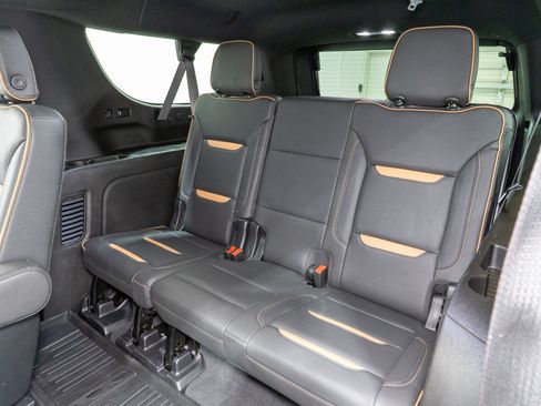 Used 2022 GMC Yukon XL AT4 w/ Max Trailering Package AWD/4WD image 33