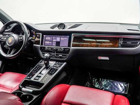 Used 2022 Porsche Macan S w/ Premium Package Plus image 23