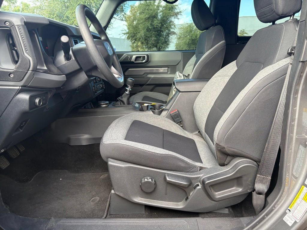Used 2022 Ford Bronco 2-Door AWD/4WD image 8