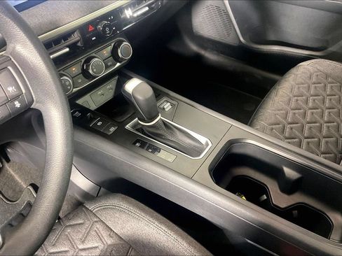 Used 2025 Nissan Kicks SV FWD image 16