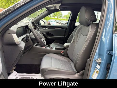 Used 2025 Volkswagen Tiguan SE R-Line AWD/4WD image 11