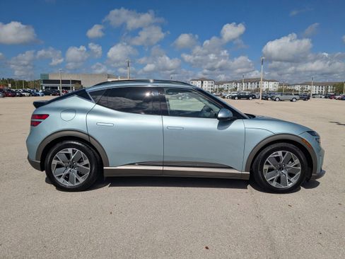 Used 2025 Genesis GV60 RWD image 3