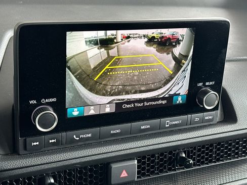 Used 2025 Honda CR-V EX image 19