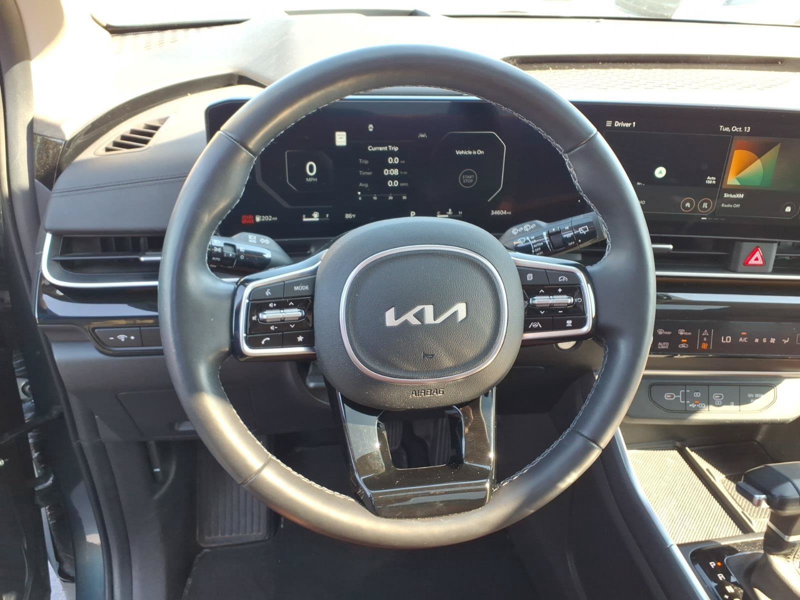 Used 2025 Kia Carnival SX Prestige FWD image 7