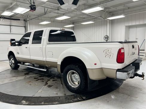 Used 2013 Ford F350 Lariat w/ Lariat Ultimate Pkg image 4