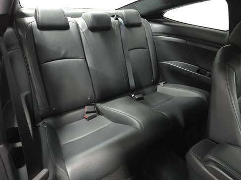 Used 2020 Honda Civic Touring image 17