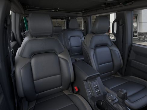 New 2025 Ford Bronco Outer Banks AWD/4WD image 10