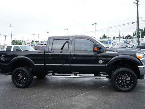 Used 2015 Ford F350 Lariat w/ Camper Package AWD/4WD image 4
