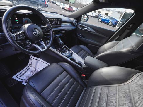 Used 2024 Alfa Romeo Tonale Ti w/ Active Assist Package image 15