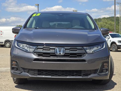 Used 2025 Honda Odyssey EX-L image 12