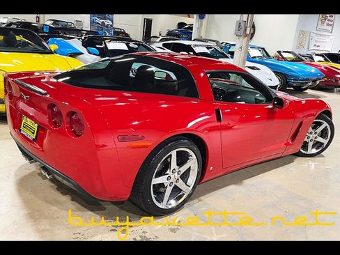 Used 2008 Chevrolet Corvette Coupe w/ Preferred Equipment Group image 2