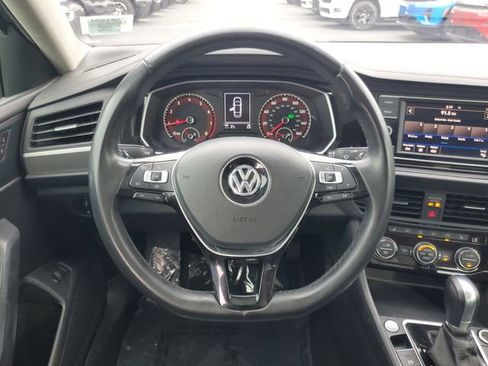Used 2019 Volkswagen Jetta SE image 10