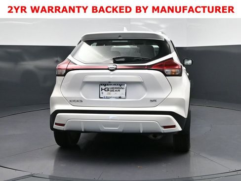 Used 2024 Nissan Kicks SR w/ SR Premium Package image 6