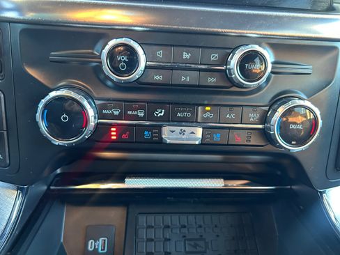 Used 2023 Ford F150 King Ranch w/ Equipment Group 601A High image 15