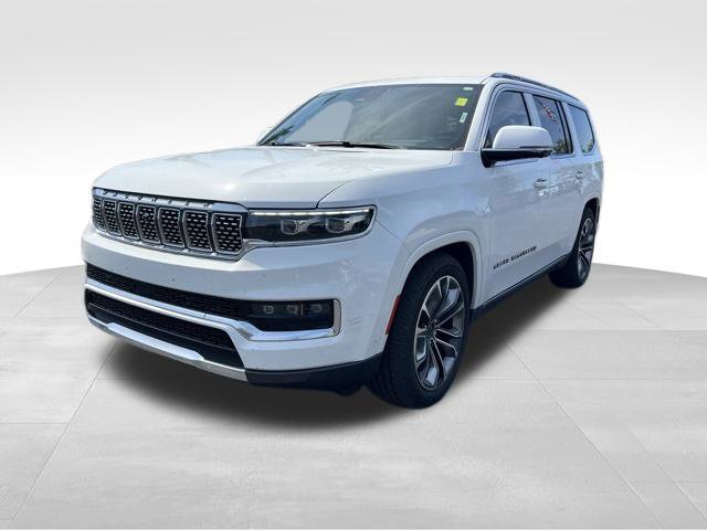 Used 2022 Jeep Grand Wagoneer Series III AWD/4WD image 3