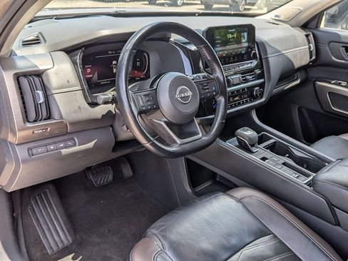 Used 2023 Nissan Pathfinder Platinum w/ Lighting Package (N93) FWD image 36