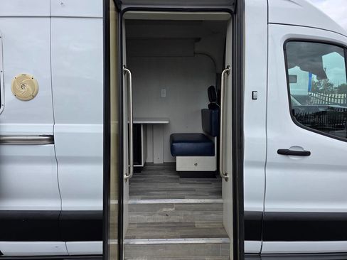 Used 2020 Ford Transit 350 148 High Roof Extended image 11