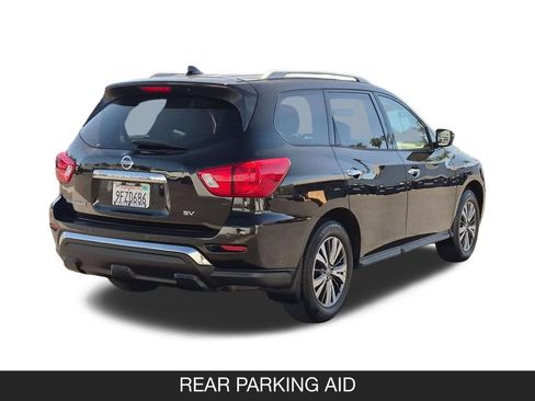 Used 2020 Nissan Pathfinder SV FWD image 9