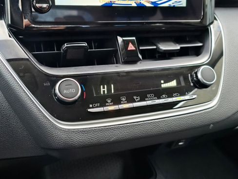 Used 2024 Toyota Corolla LE image 25