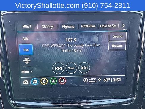 Used 2023 Chevrolet Traverse Premier image 5