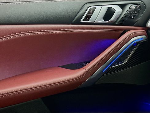 Used 2024 BMW X6 M60i w/ Dynamic Handling Package image 15