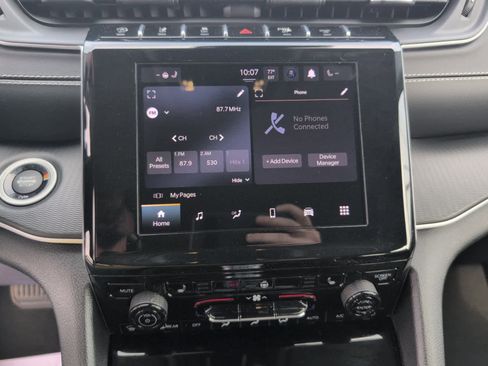 Used 2024 Jeep Grand Cherokee L Laredo w/ Luxury Tech Group I image 23