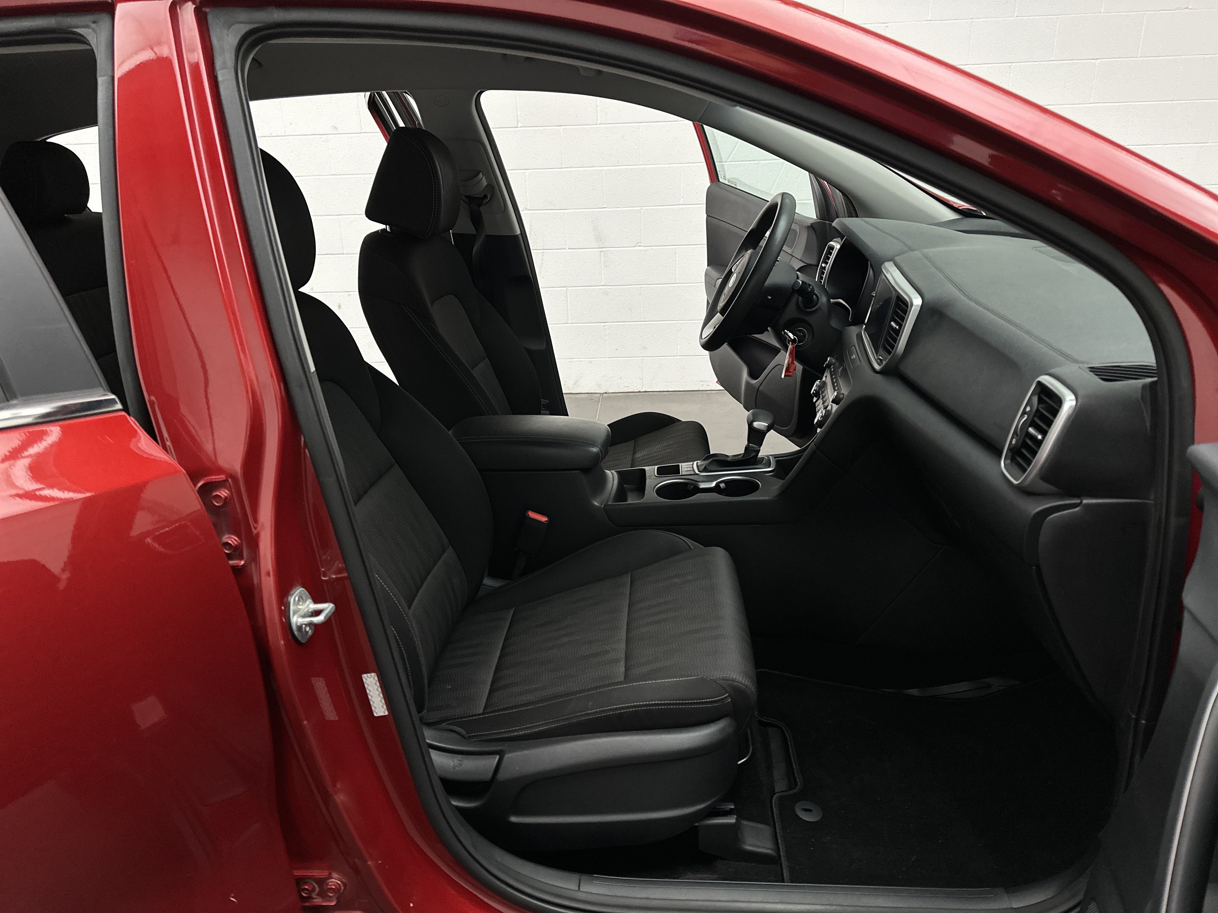Used 2020 Kia Sportage LX AWD/4WD image 20