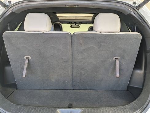 Used 2014 Kia Sorento SX w/ 3rd Row Package image 24
