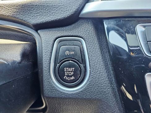 Used 2017 BMW 330i xDrive Sedan image 30