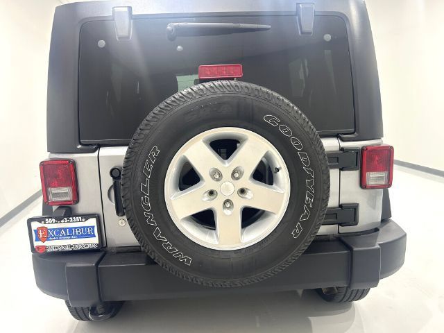 Used 2015 Jeep Wrangler Unlimited Sport w/ Quick Order Package 24S AWD/4WD image 10