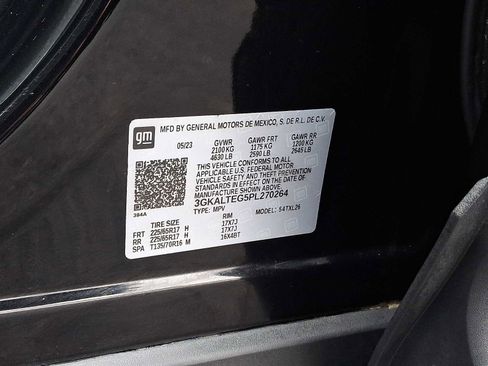 Used 2023 GMC Terrain SLE w/ Driver Convenience Package image 27