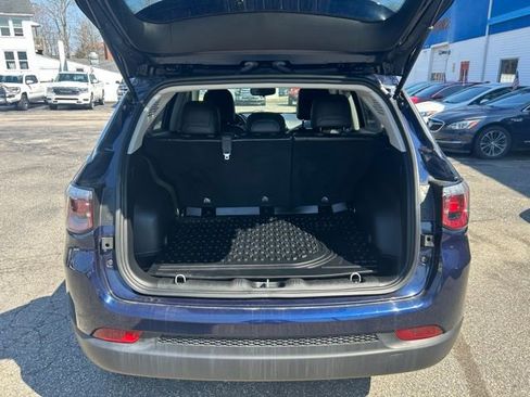 Used 2020 Jeep Compass Latitude AWD/4WD image 11