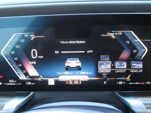 Used 2024 BMW 760i xDrive w/ Premium Package 2 image 7