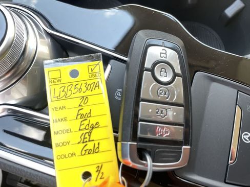 Used 2020 Ford Edge SEL w/ Convenience Package FWD image 32