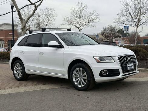 Used 2016 Audi Q5 2.0T Premium Plus w/ Technology Package image 1