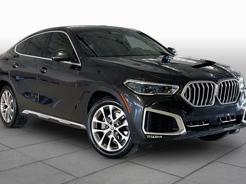 Used 2021 BMW X6 xDrive40i w/ Executive Package 2 AWD/4WD image 2