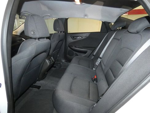 Used 2024 Chevrolet Malibu LT image 22