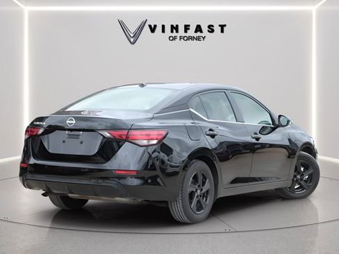 Used 2025 Nissan Sentra SV FWD image 3